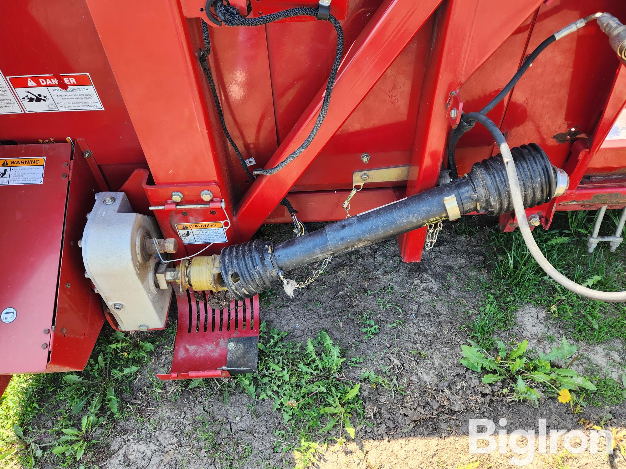 2003 Case IH 2206 6R30 Corn Head BigIron Auctions