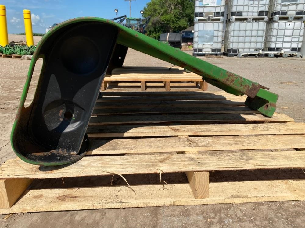 John Deere 4020 Rear Fenders BigIron Auctions