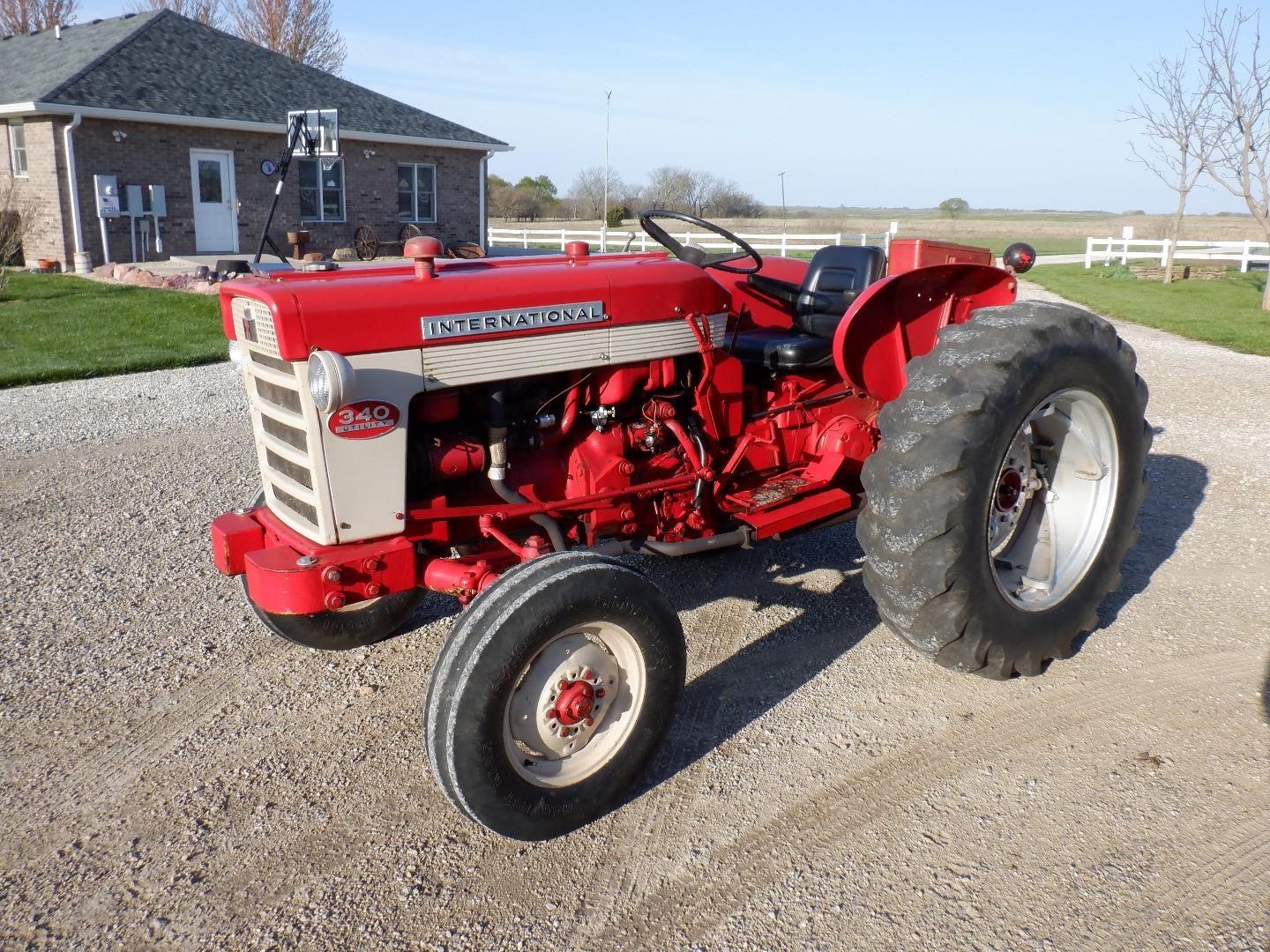 1960 International 340 Utility 2WD Tractor BigIron Auctions