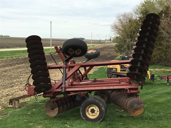 International 490 Disk BigIron Auctions