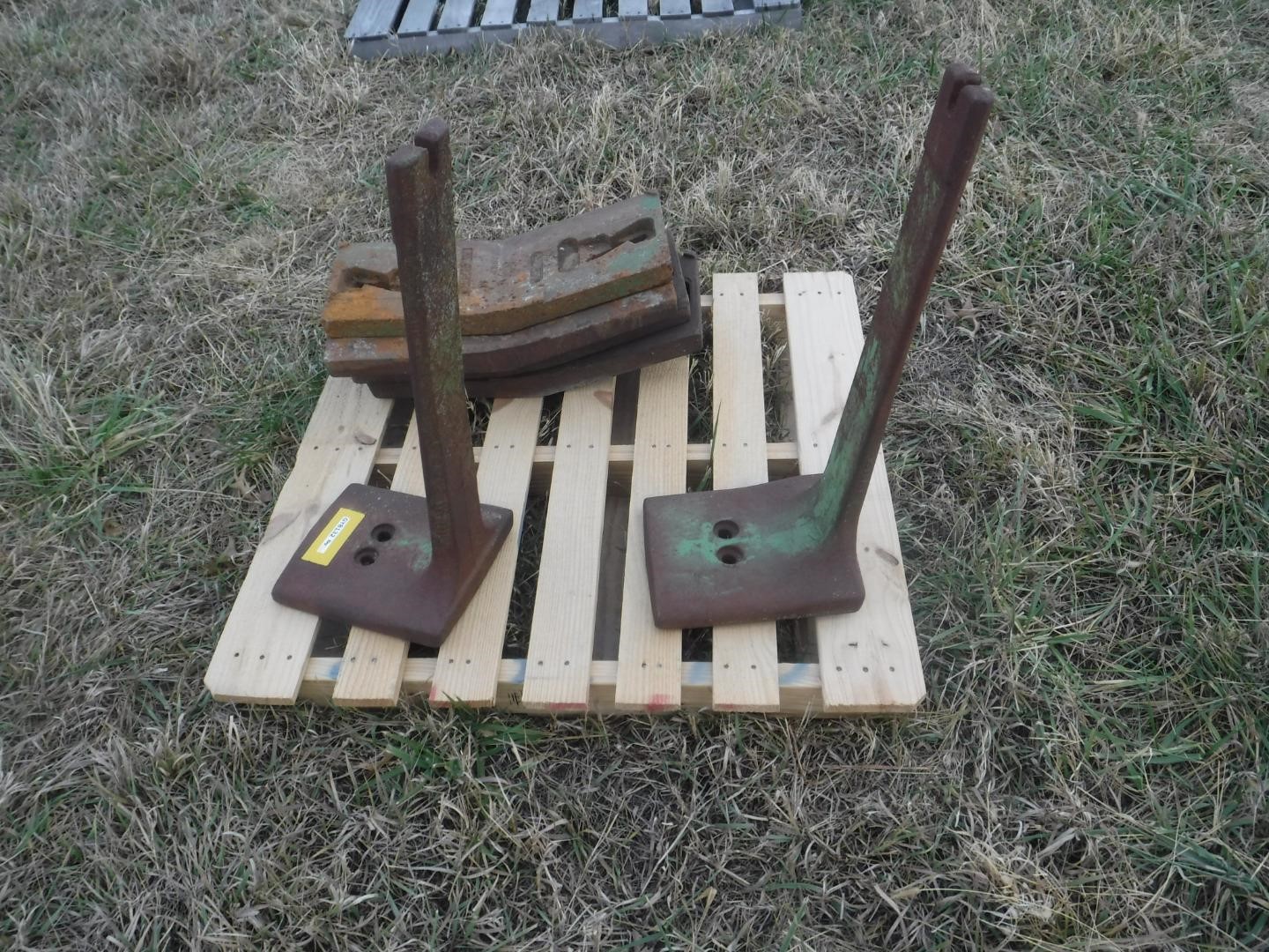 John Deere Starter Weight Bracket & Slab Weights BigIron Auctions