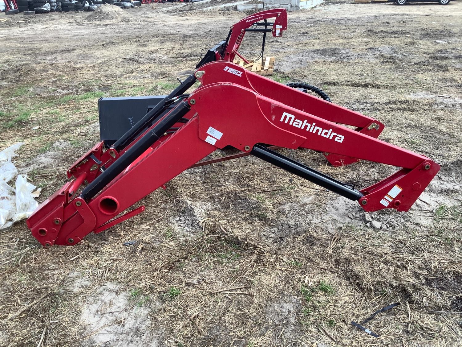 Mahindra 9125CL Loader W/93” Bucket BigIron Auctions