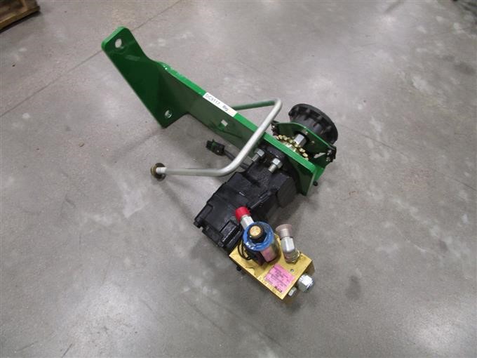 John Deere 1725 Hydraulic Drive Motor Bigiron Auctions