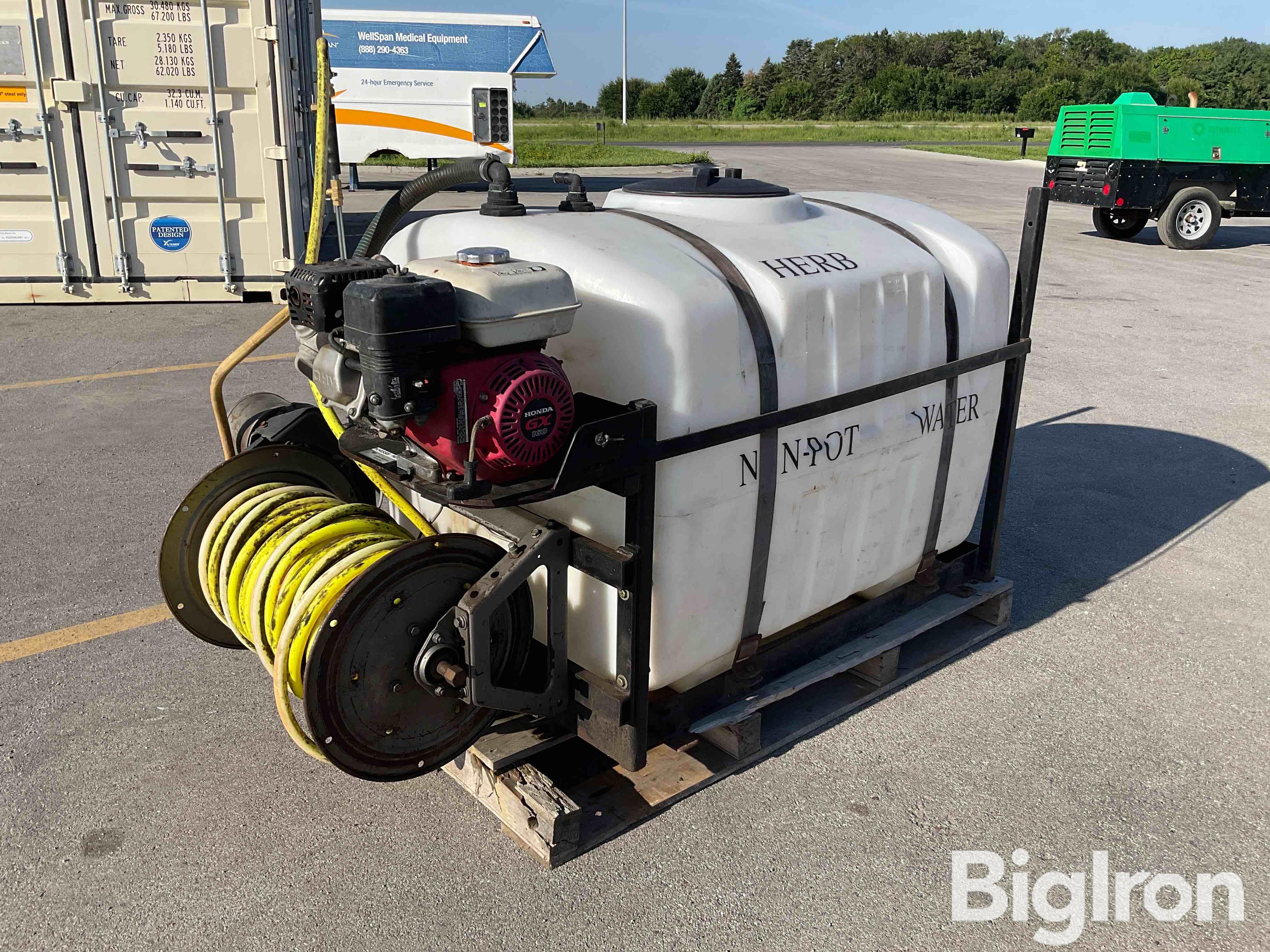 200 Gal Poly Tank W/Retractable Hose Reel BigIron Auctions