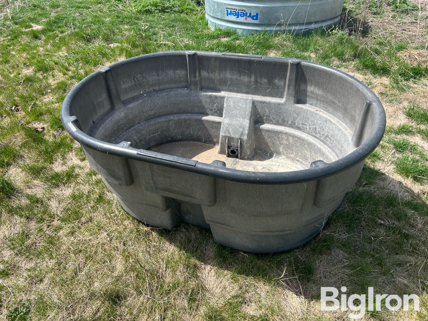 Rubbermaid 150 Gallon Livestock Water Tank BigIron Auctions