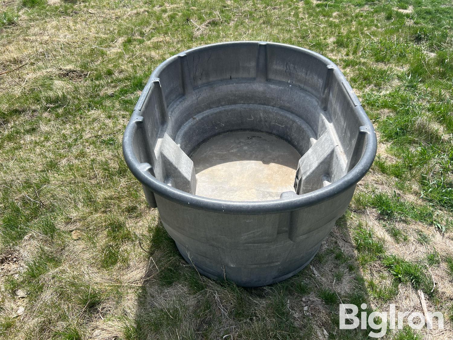 Rubbermaid 150 Gallon Livestock Water Tank BigIron Auctions