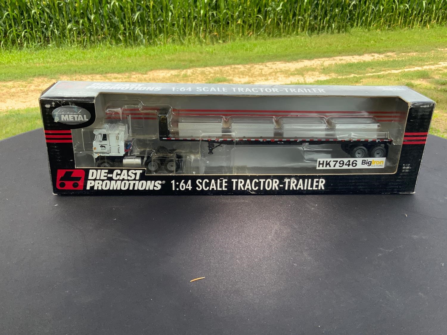 Die-Cast Promotions International Cab Over W/Flat Deck 1:64 Scale