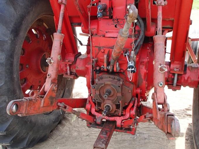 1971 International 856 Tractor BigIron Auctions