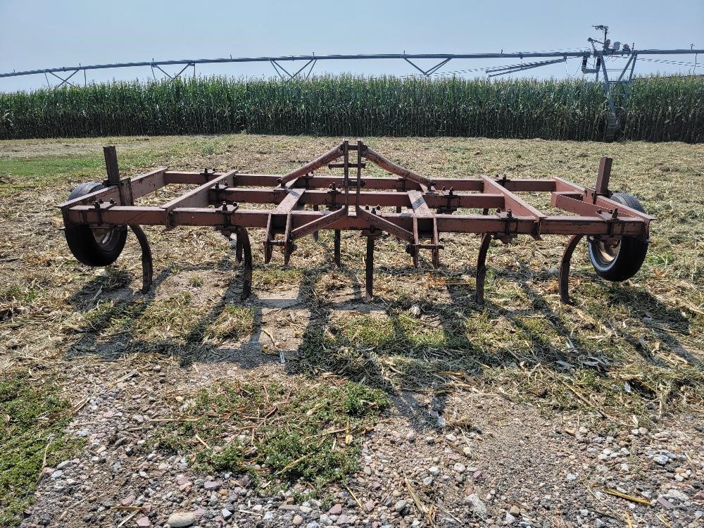 Bush Hog 12 Shank Chisel Plow BigIron Auctions