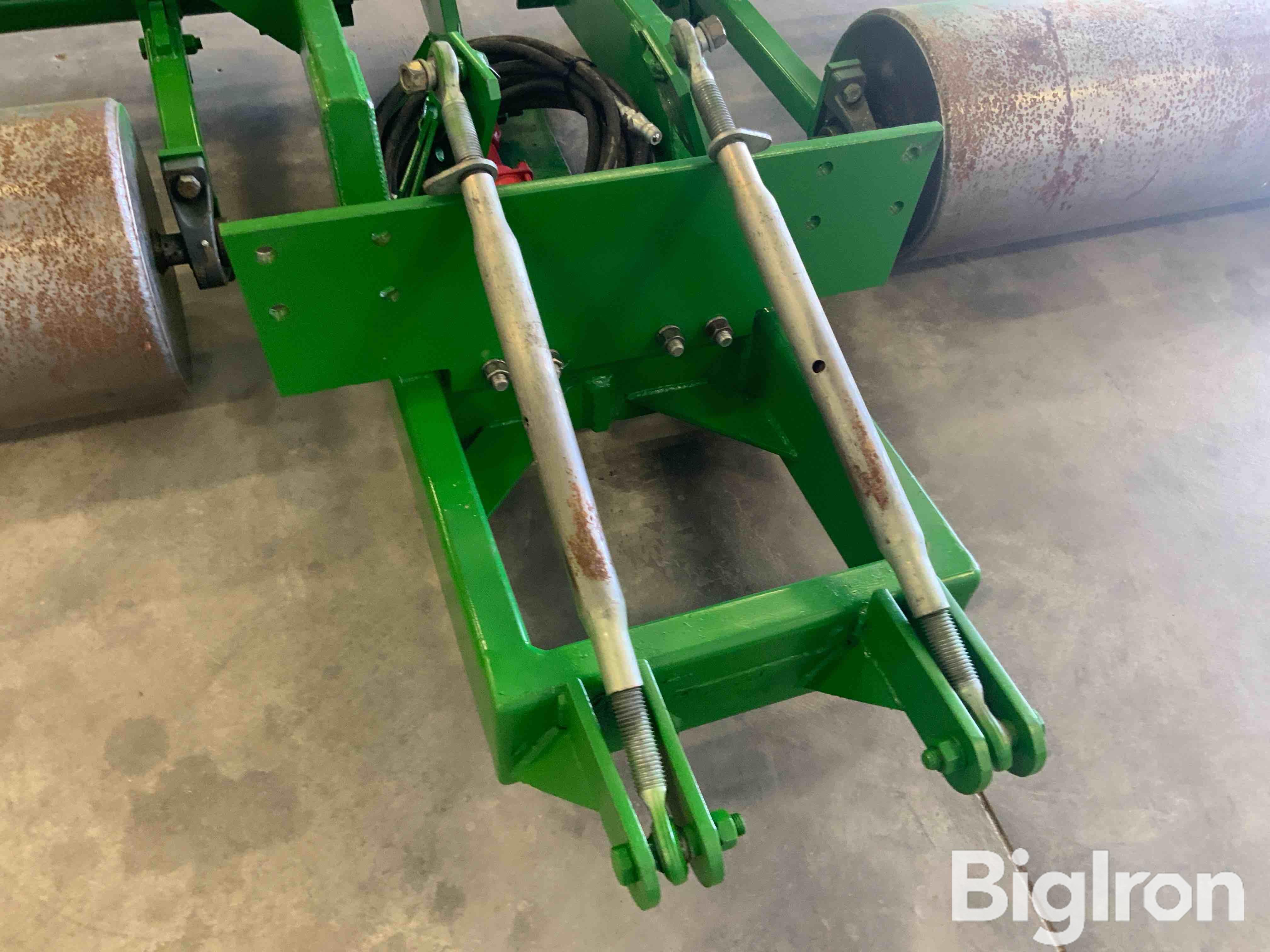 stalk-roller-bigiron-auctions