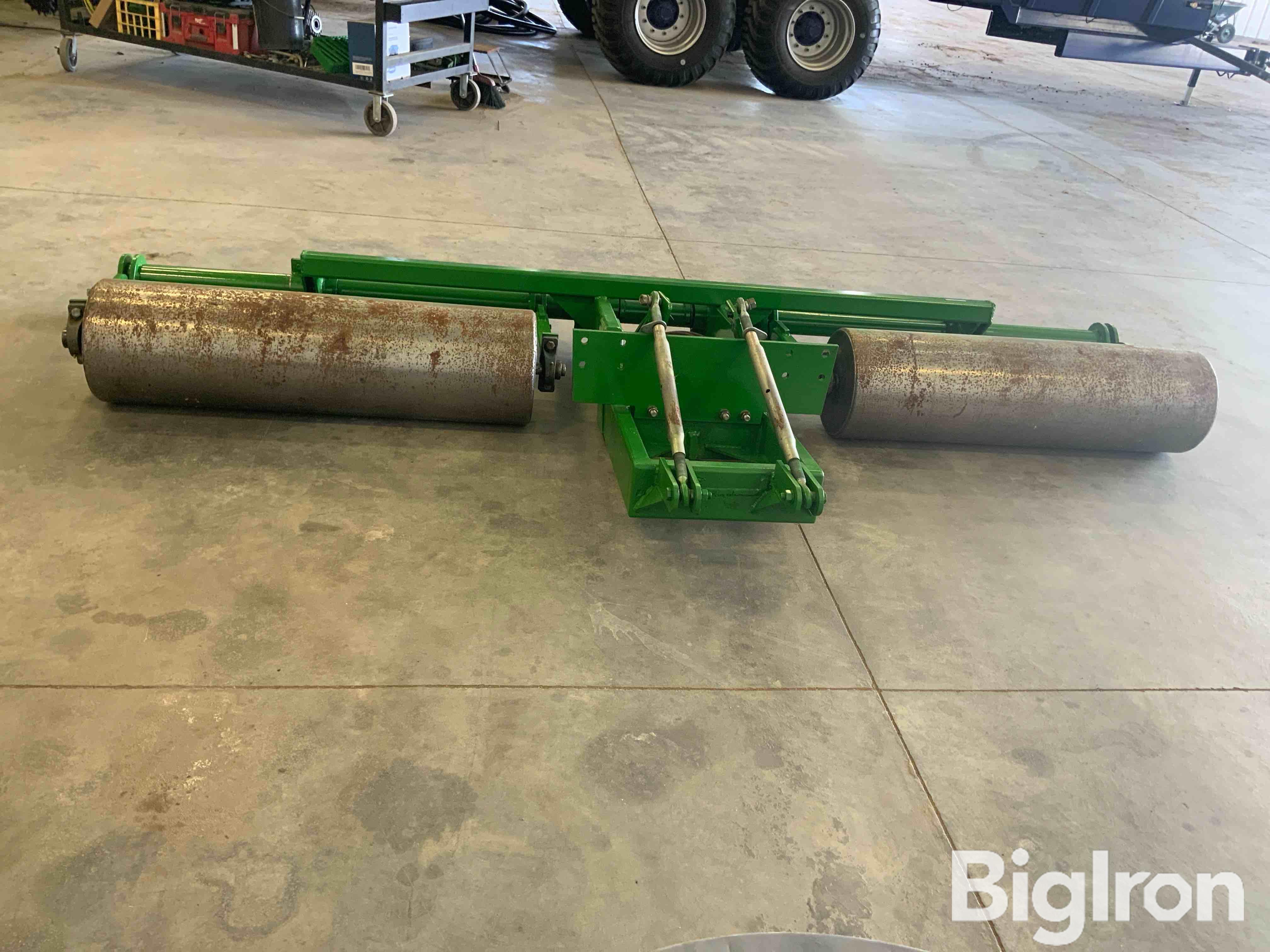 stalk-roller-bigiron-auctions