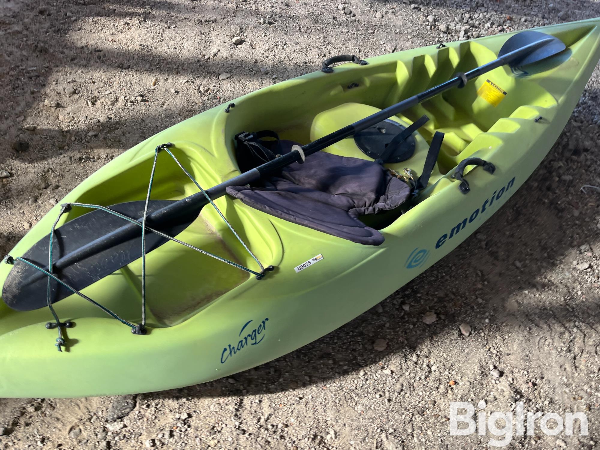 Charger Emotion Kayak BigIron Auctions