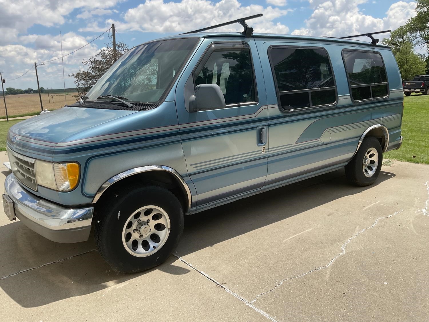 1993 ford econoline hot sale e150 conversion van