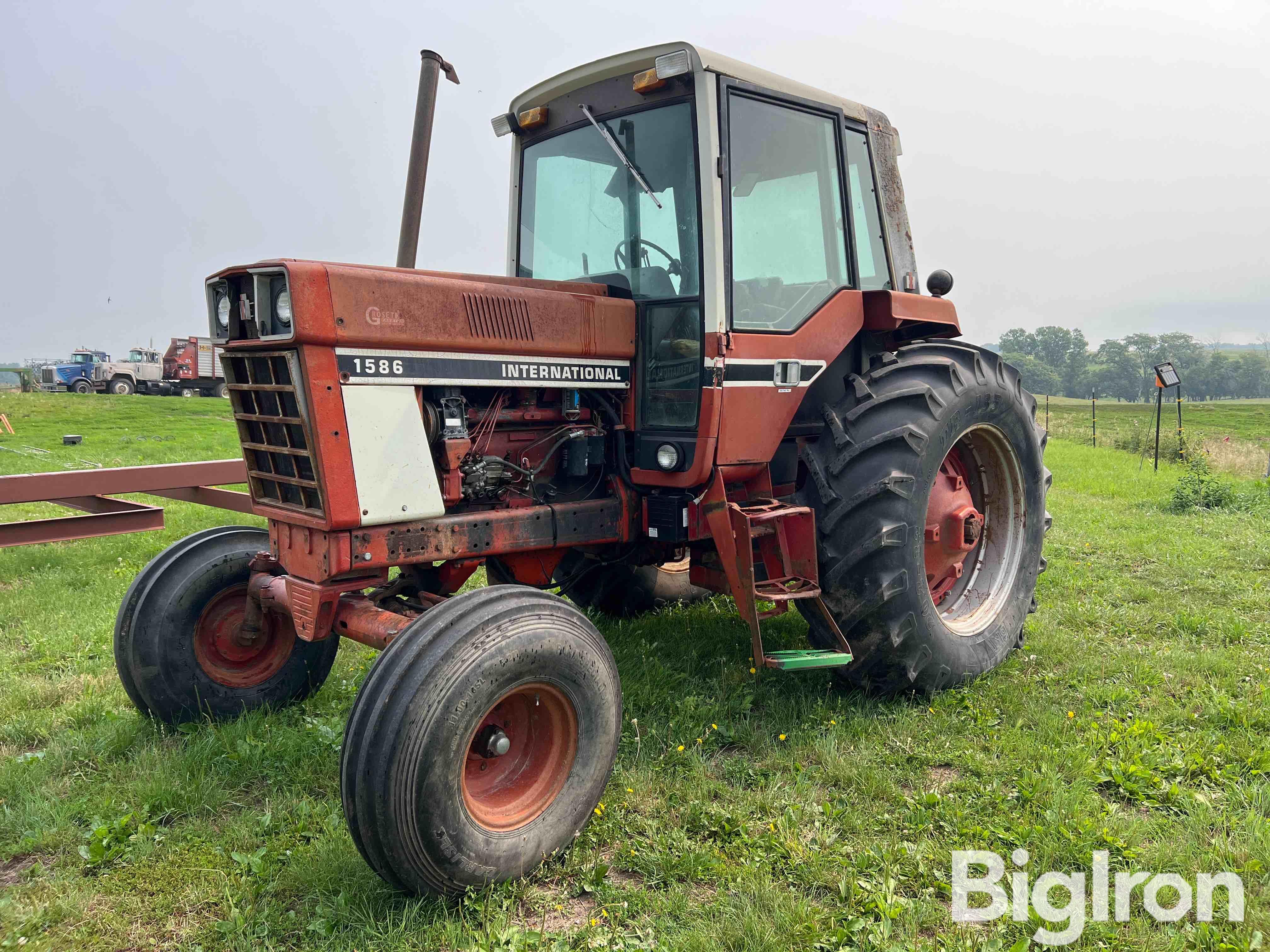 International 1586 2WD Tractor BigIron Auctions