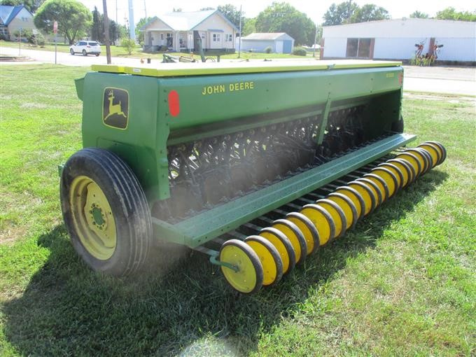 John Deere 8300 Grain Drill With Grass Seed Box Bigiron Auctions 3966