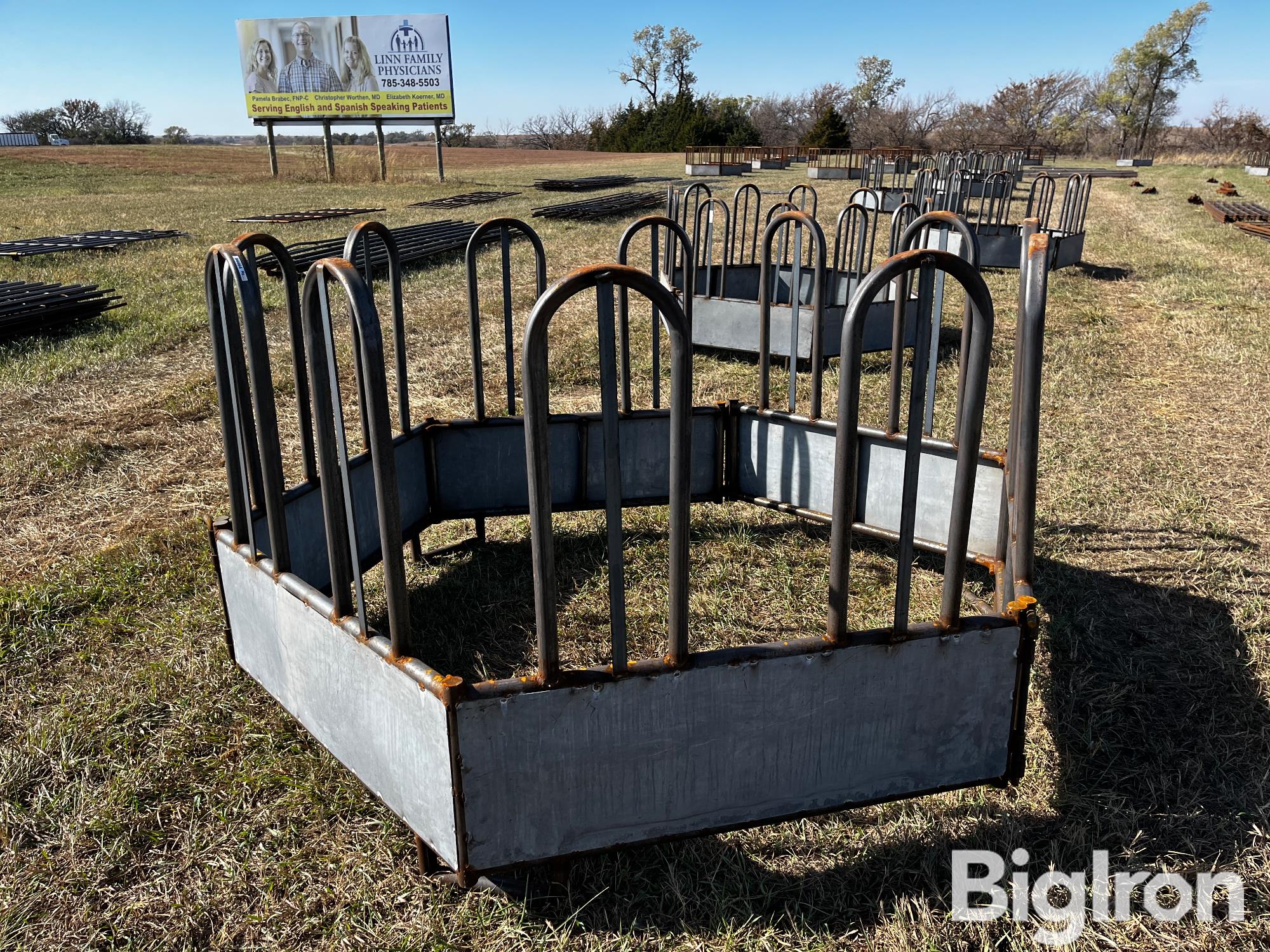 Linn Post & Pipe Tombstone Bale Feeder BigIron Auctions