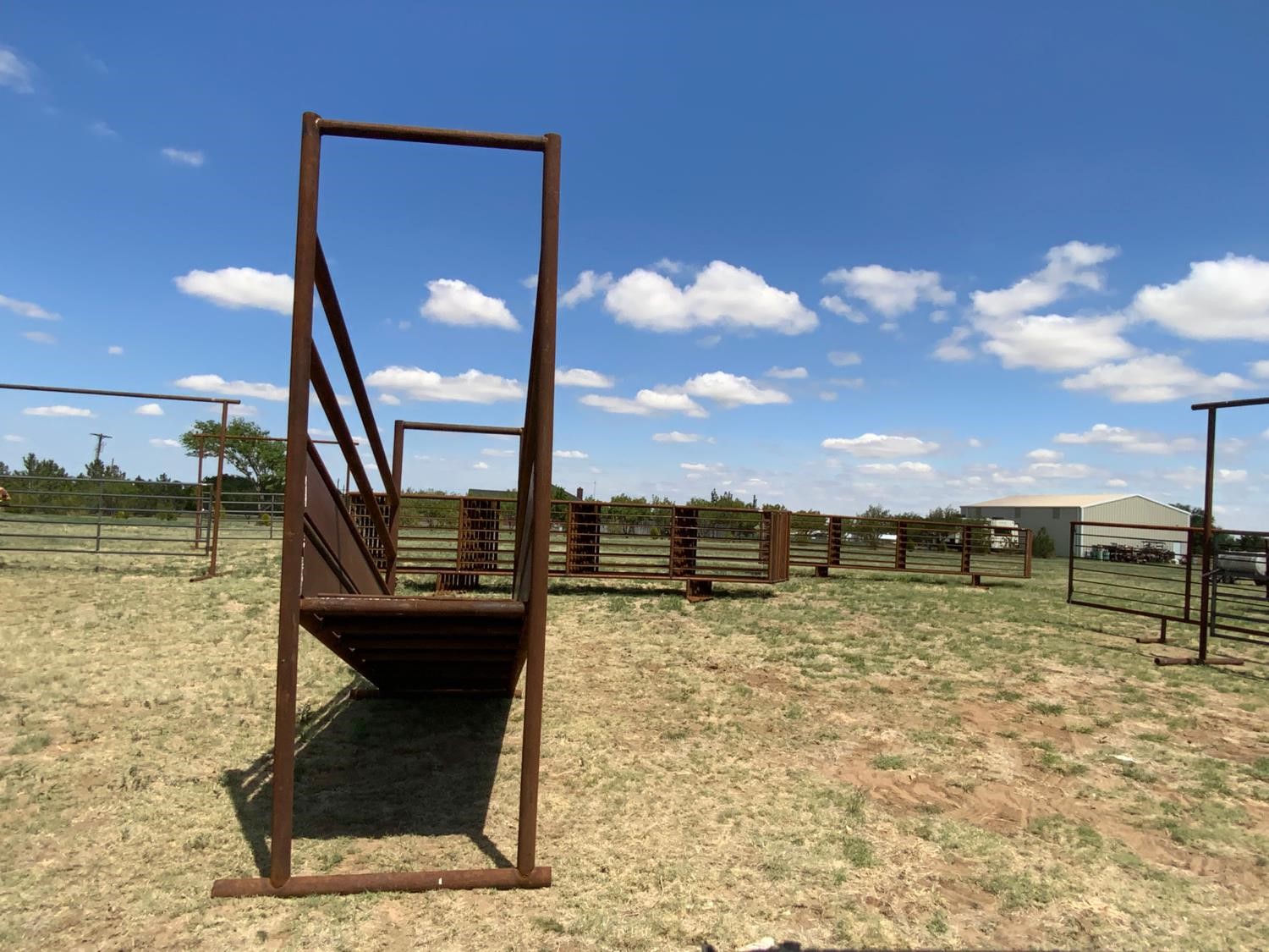 LL Universal Cattle Ramp BigIron Auctions