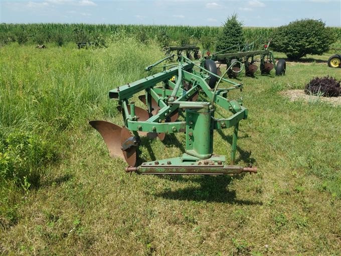 John Deere F145 Semi Mount 5 Bottom Plow BigIron Auctions