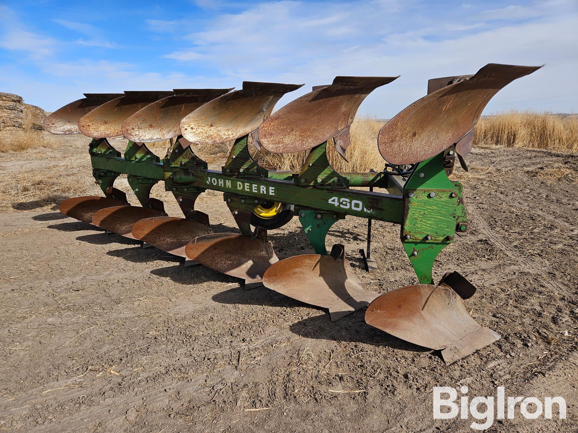 John Deere 4600 6-Bottom Rollover Plow BigIron Auctions