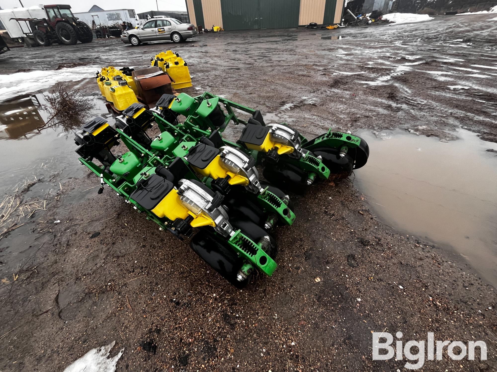 John Deere 1790 Planter Row Units W/ Mini Hoppers BigIron Auctions