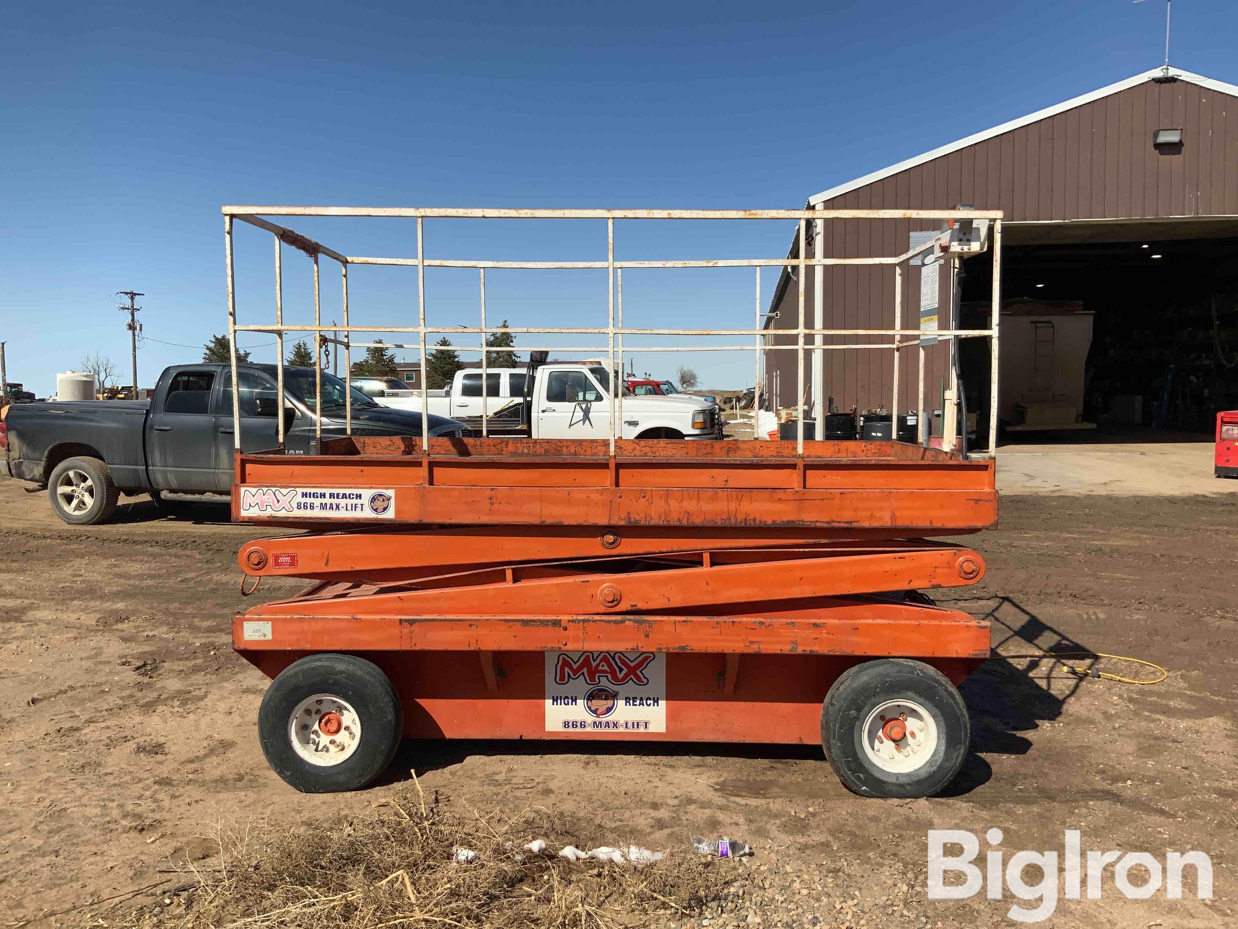 Get Smart Scaffold 18 Cap 900# Scissor Lift BigIron Auctions