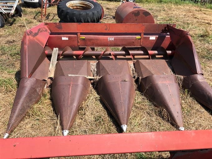 International 944 Corn Head BigIron Auctions