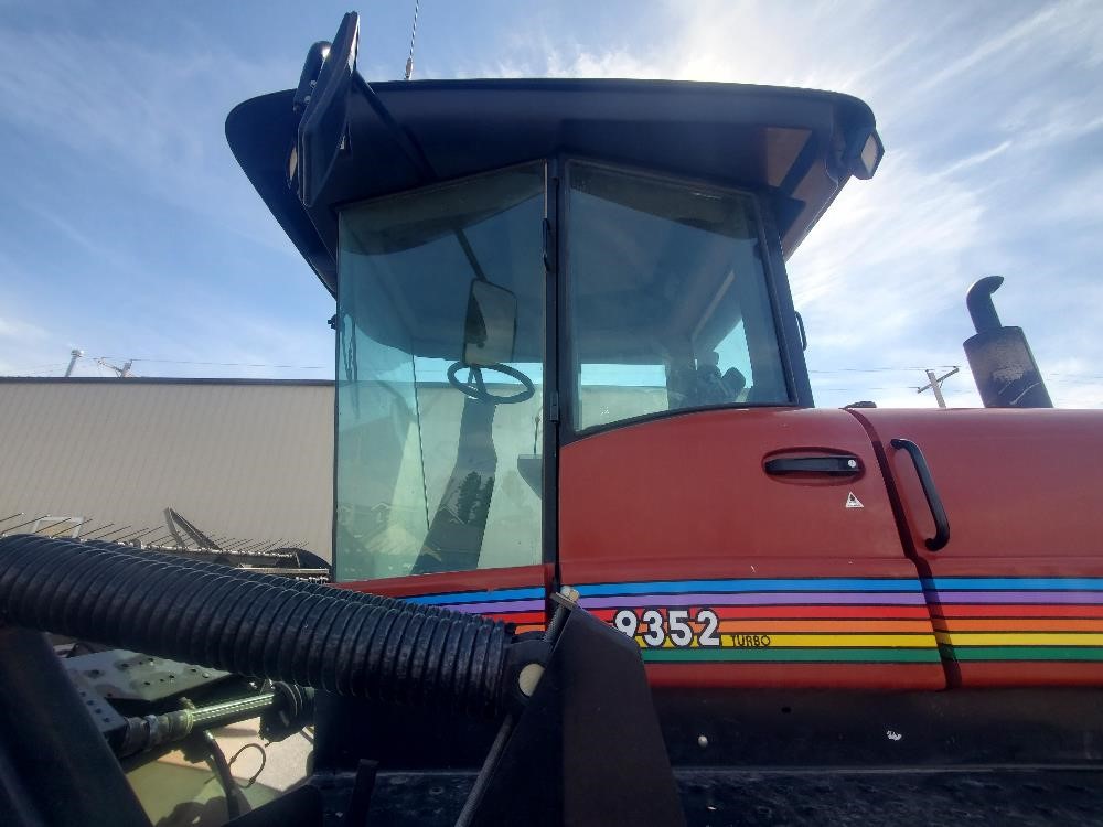 2003 MacDon 9352 Self-Propelled Windrower W/ 922 Header BigIron Auctions