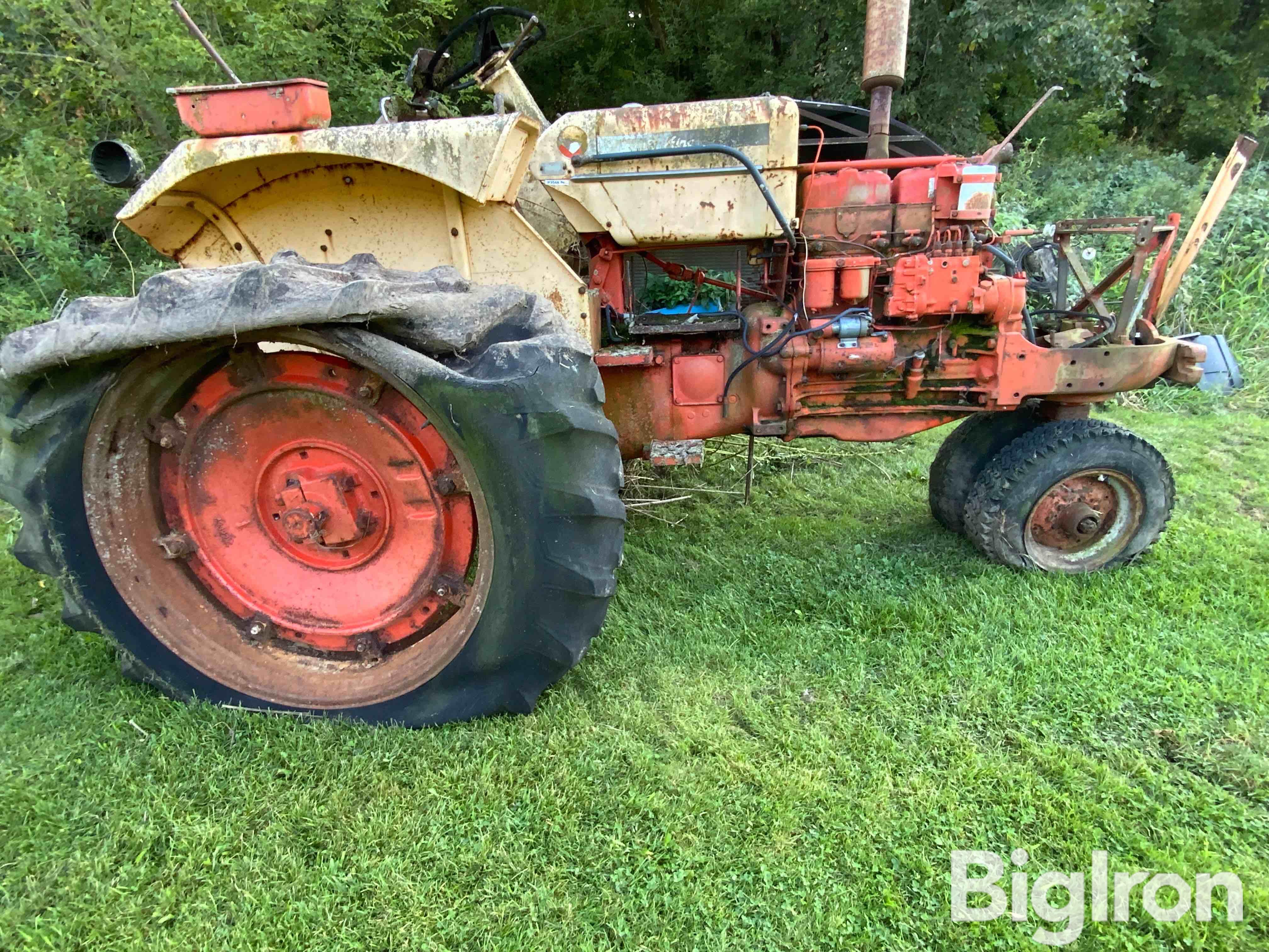 Case 831 Comfort King 2WD Tractor BigIron Auctions