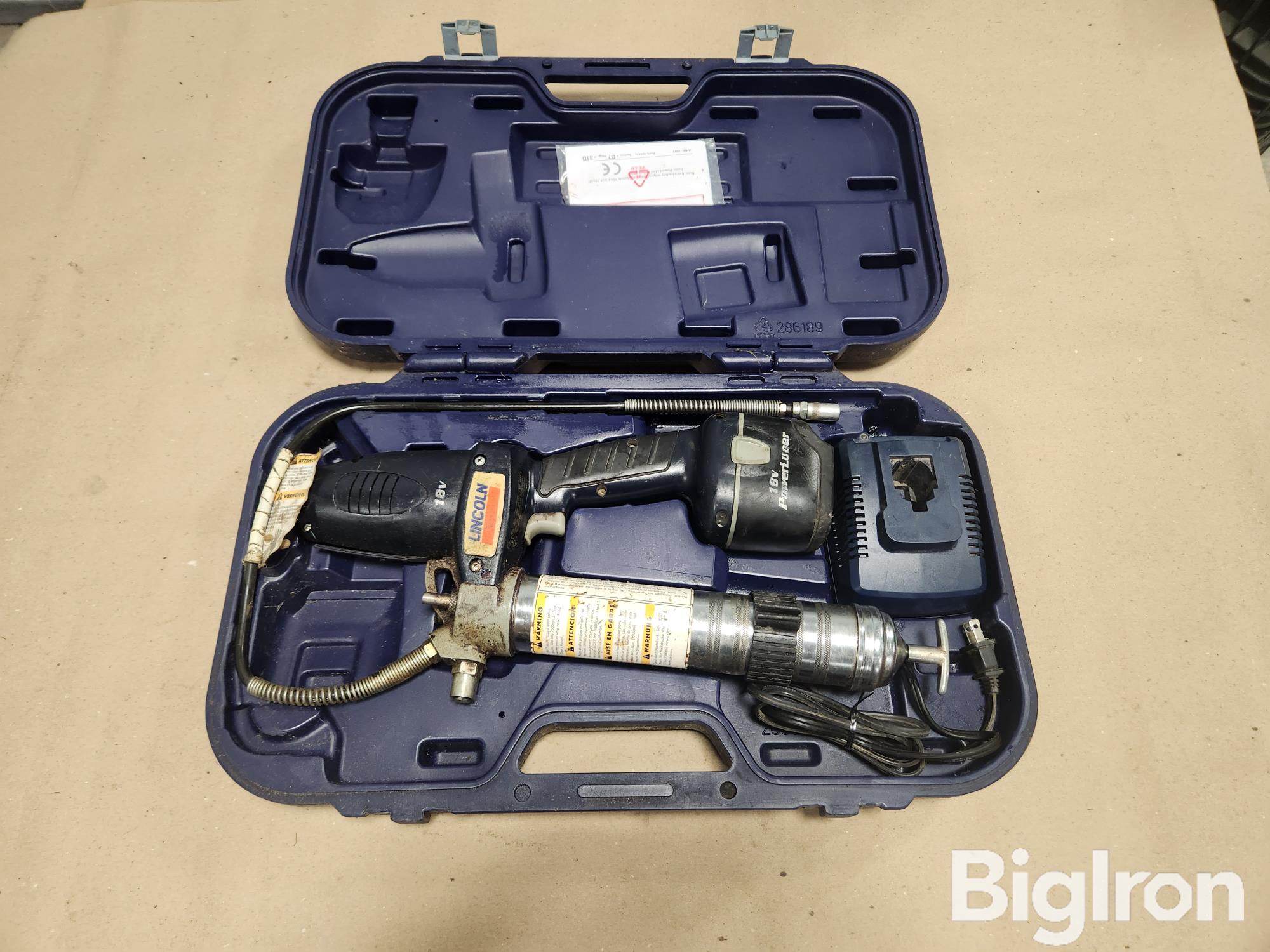 Lincoln 18v Battery Powered Grease Gun Bigiron Auctions 2422