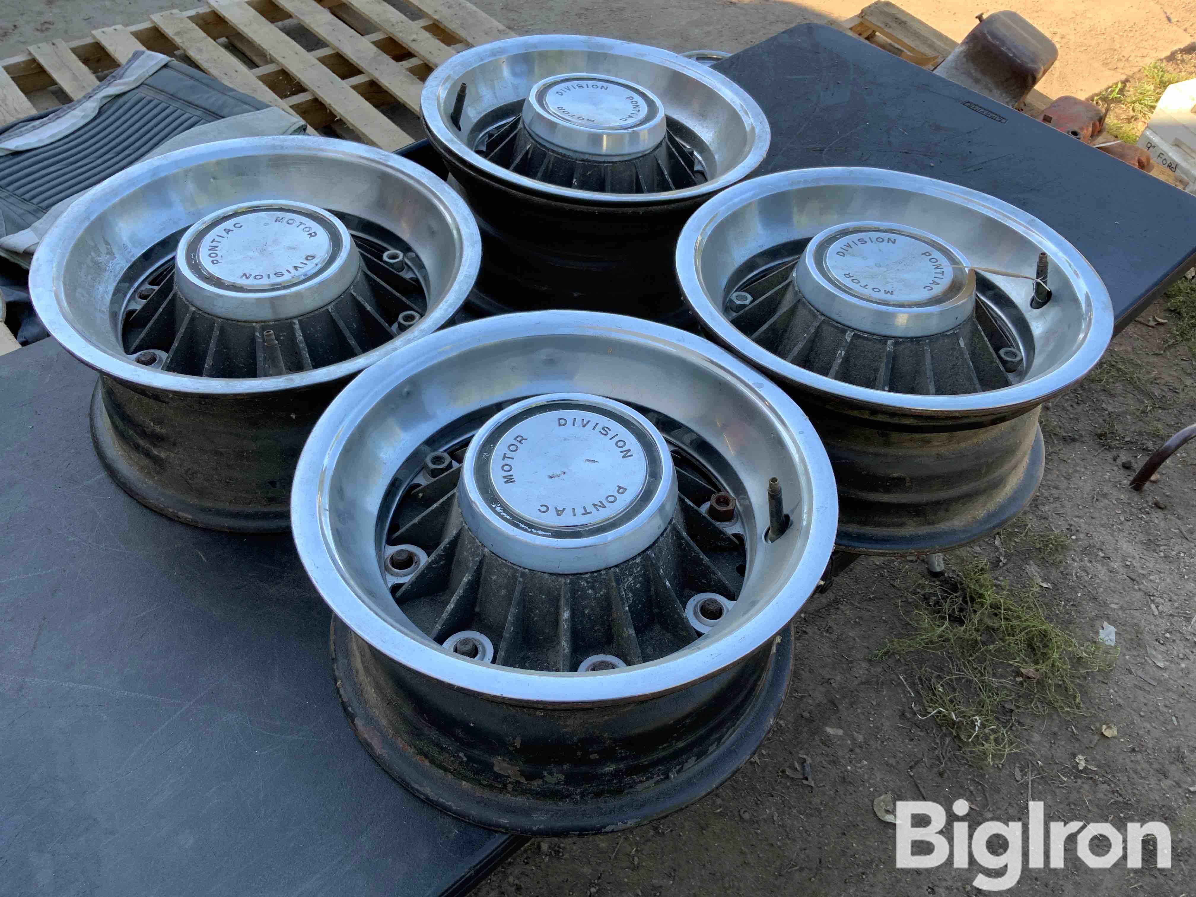 Pontiac 8-Lug Wheels BigIron Auctions