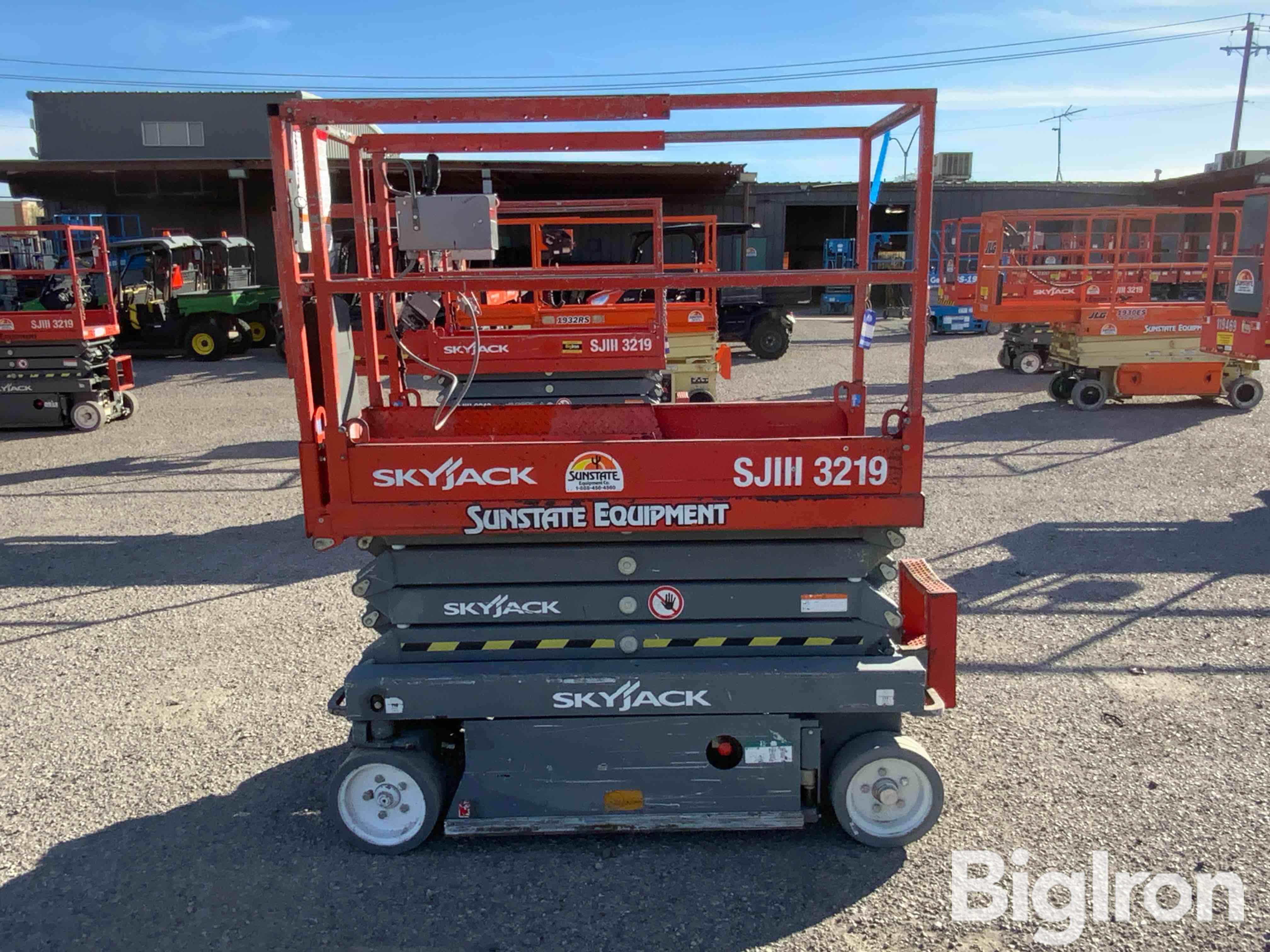 2014 SkyJack SJIII 3219 Scissor Lift BigIron Auctions