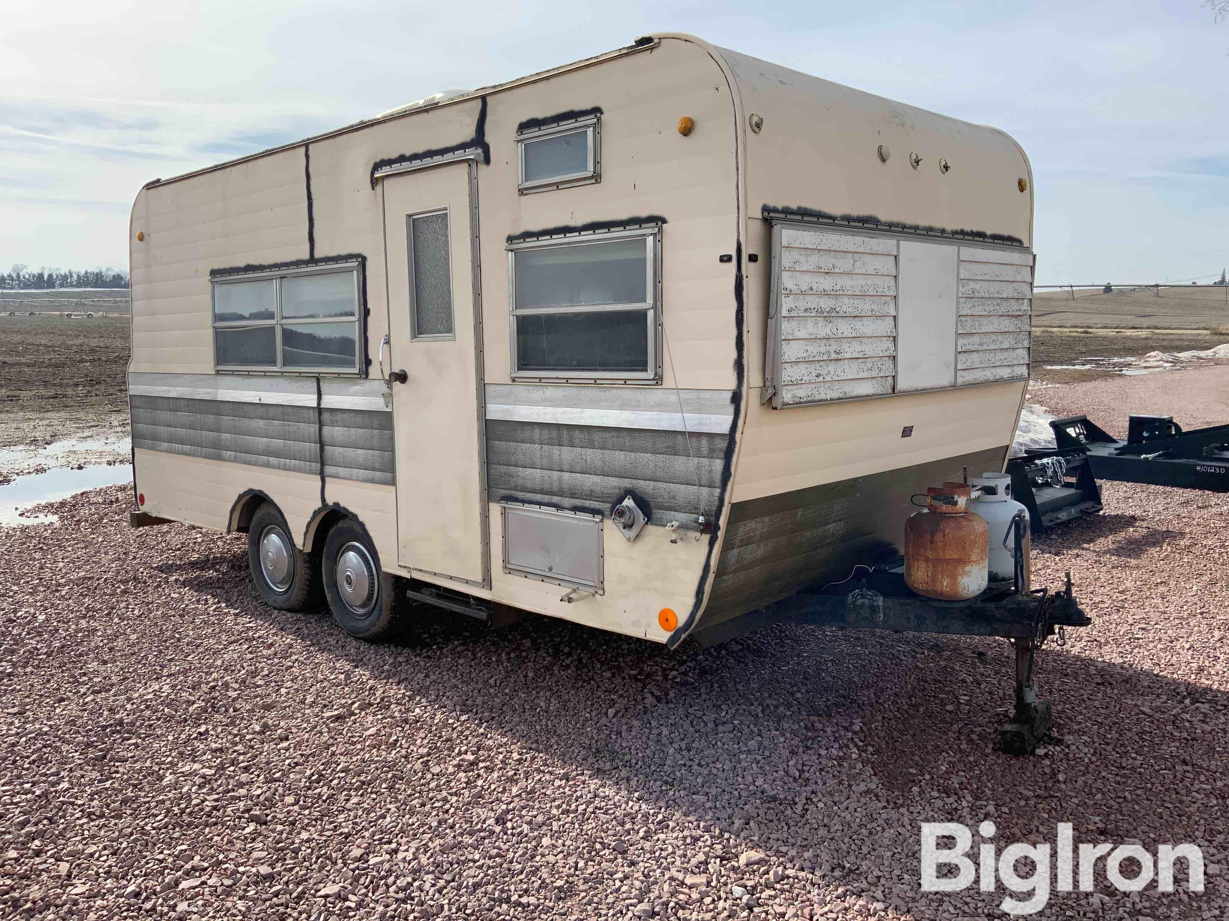 1977 Layton 2321 Travel Trailer BigIron Auctions