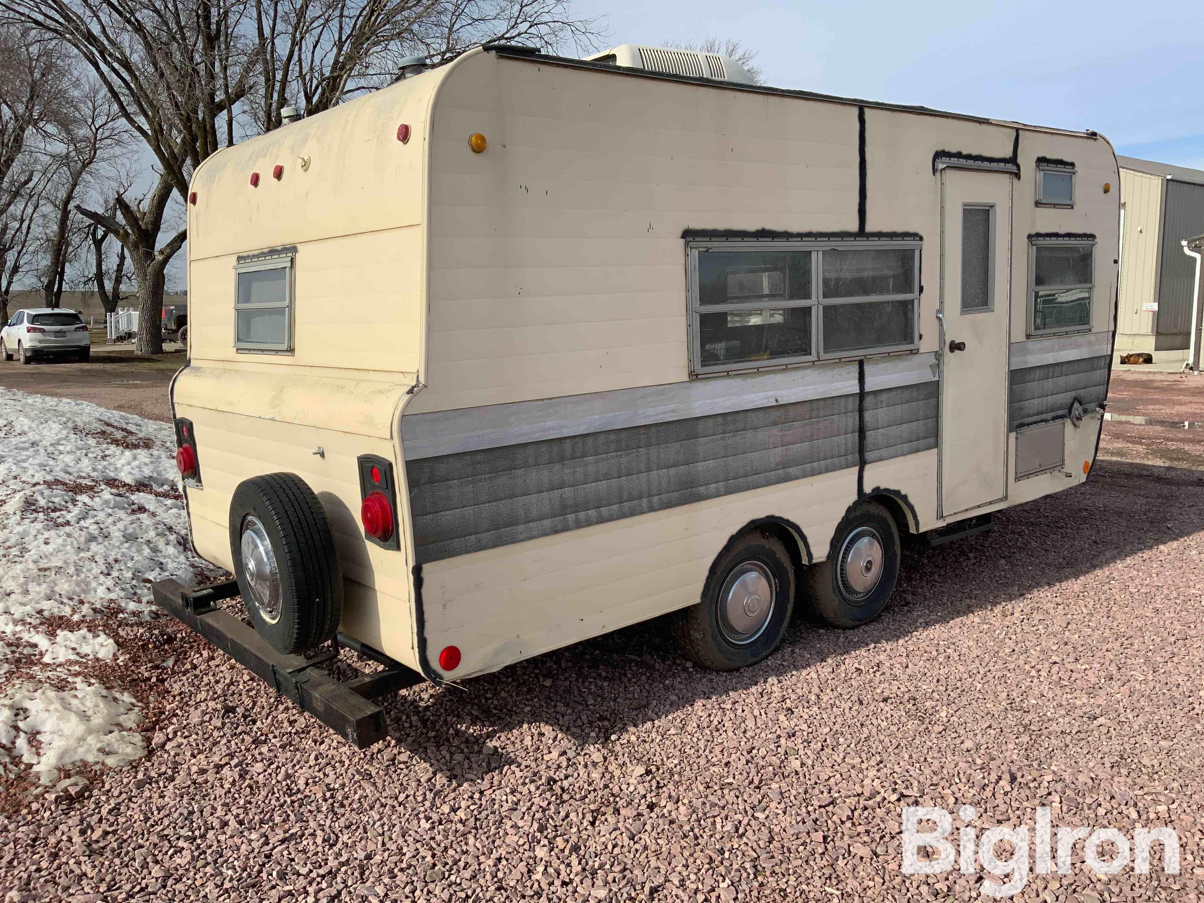 1977 Layton 2321 Travel Trailer BigIron Auctions