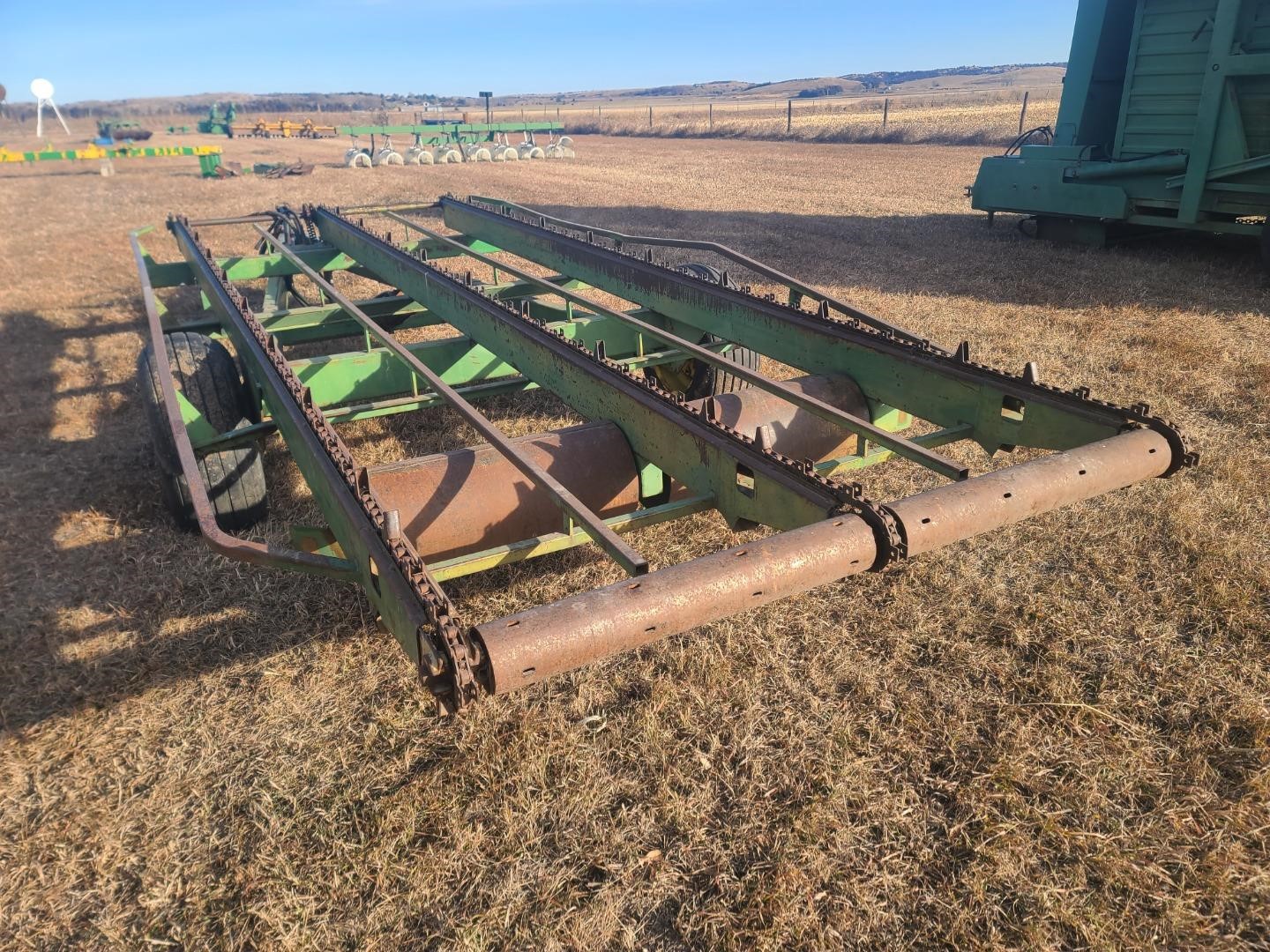 John Deere 200 Loaf Hay Stack Chain Mover BigIron Auctions