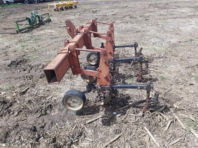 International 2 Row Food Plot/Sweet Corn Cultivator BigIron Auctions