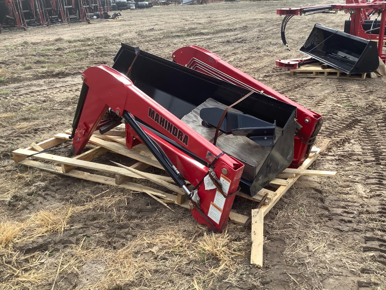 Mahindra ML112 SKC Loader W/72” Bucket BigIron Auctions