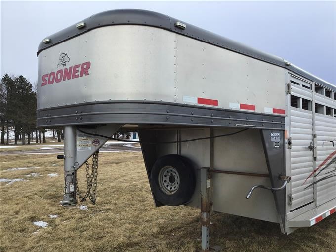 2014 Sooner SR 624 T/A Gooseneck Livestock Trailer BigIron Auctions