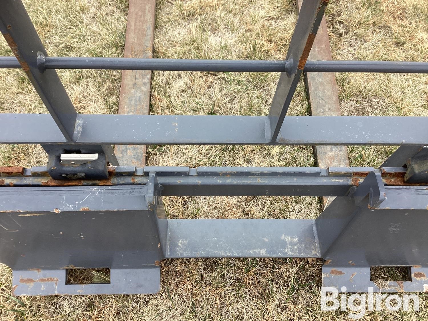 Arrow Pallet Forks BigIron Auctions