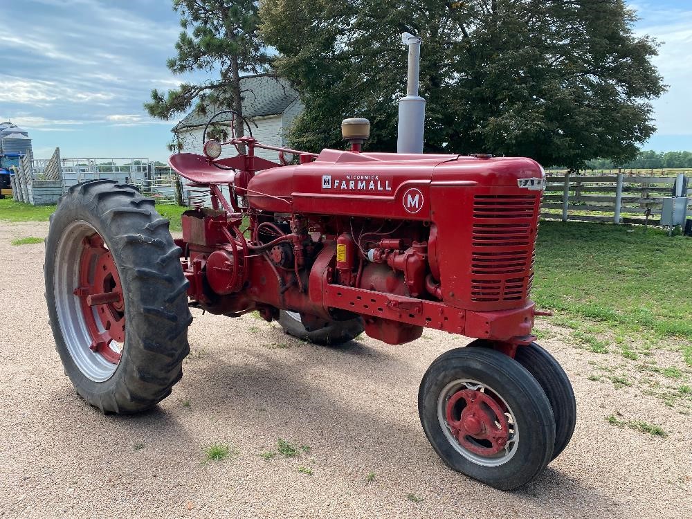 1950 Farmall M 2WD Tractor BigIron Auctions