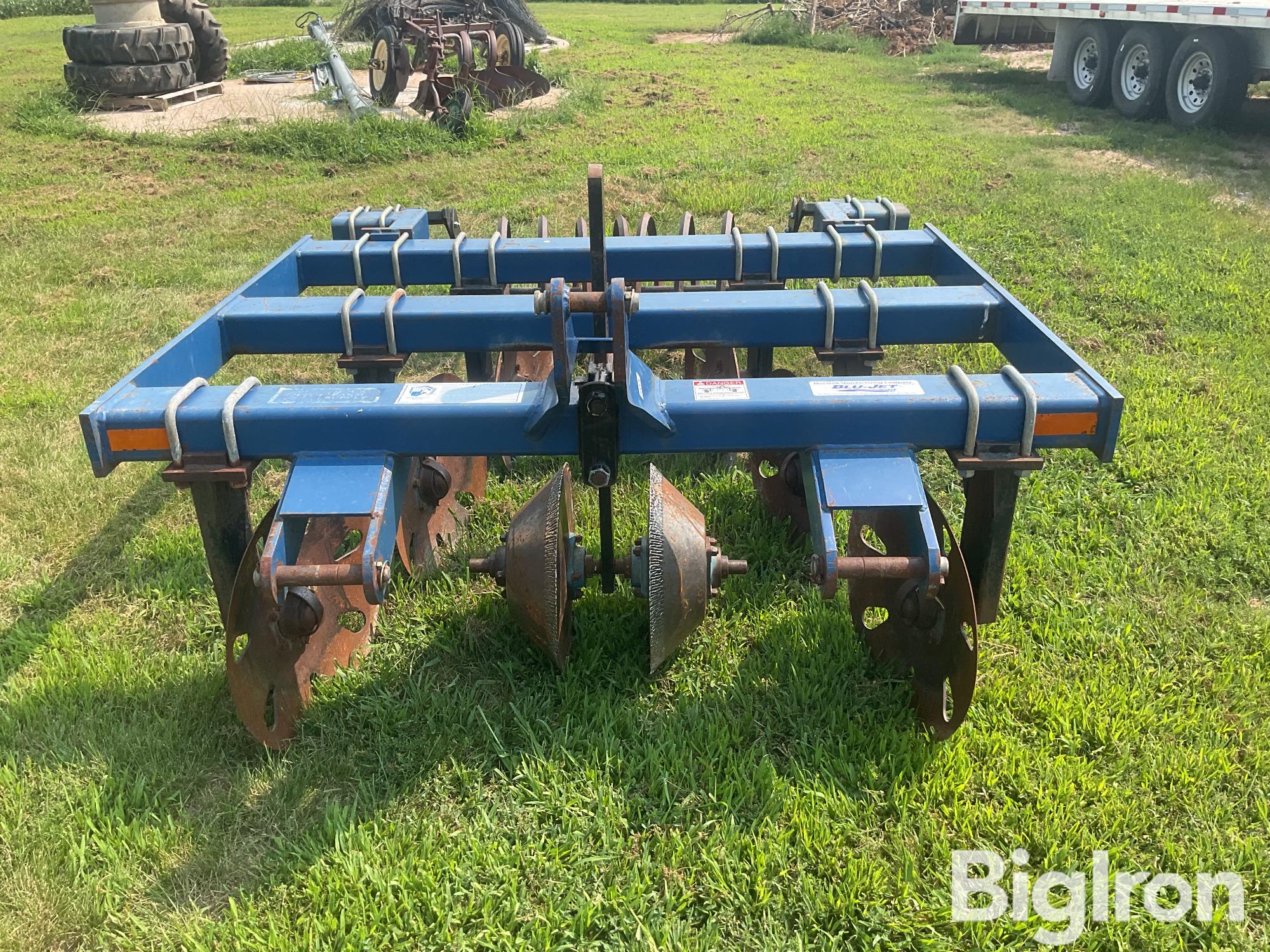 Blu-Jet TrackMaster Pivot Track Closer BigIron Auctions