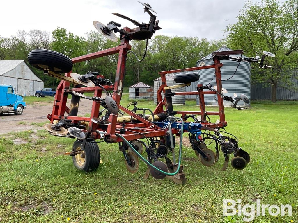 Krause 2300 27-1/2' Applicator W/ Yetter Units BigIron Auctions