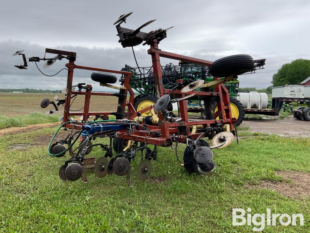 Krause 2300 27-1/2' Applicator W/ Yetter Units BigIron Auctions