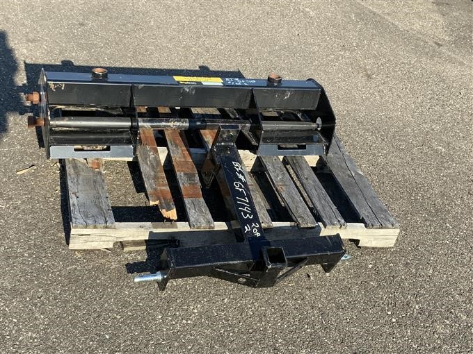 Mahindra Bale Spear Carrier/Trailer Mover Hitch BigIron Auctions