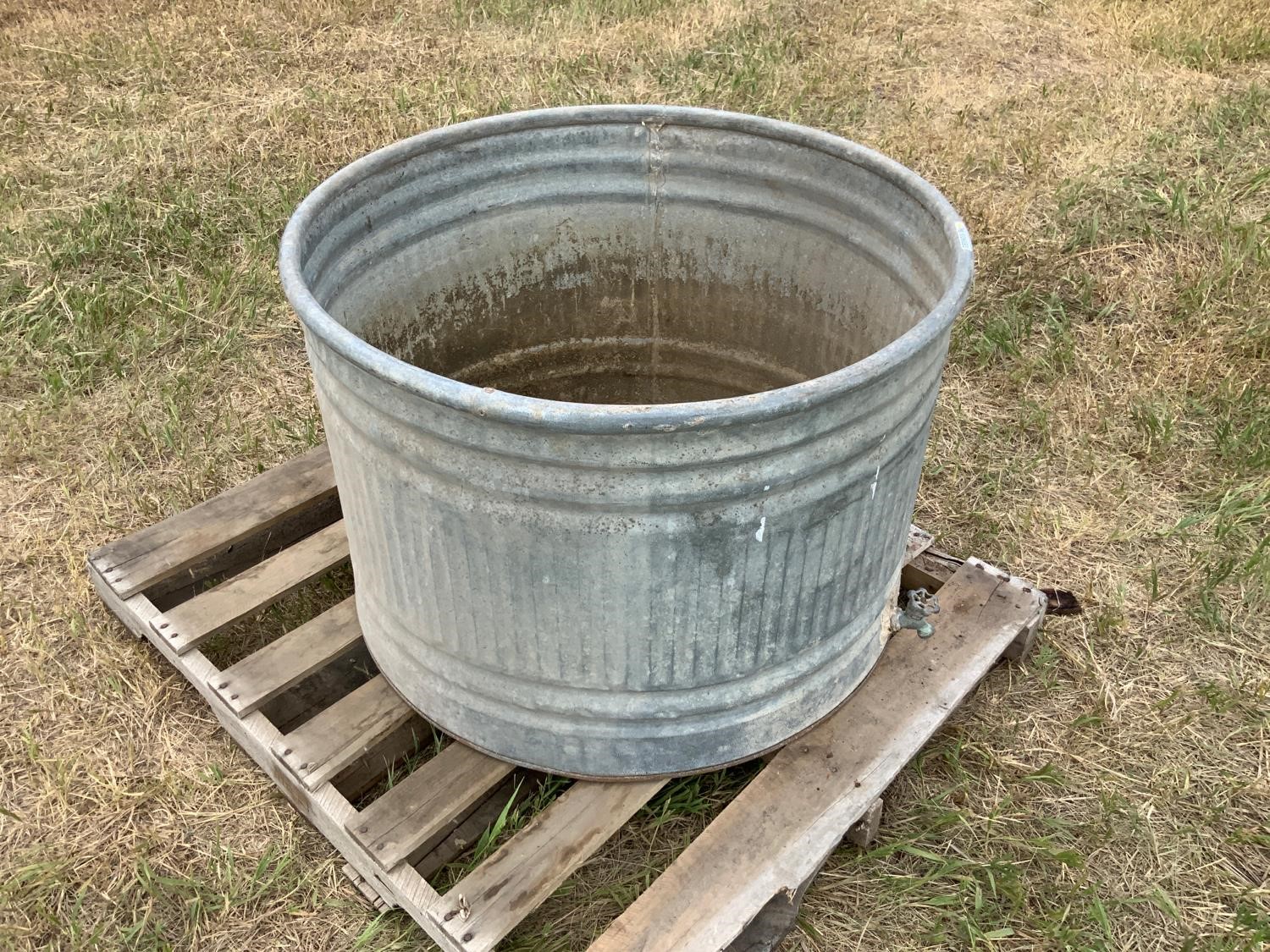 50 Gallon Water Trough BigIron Auctions