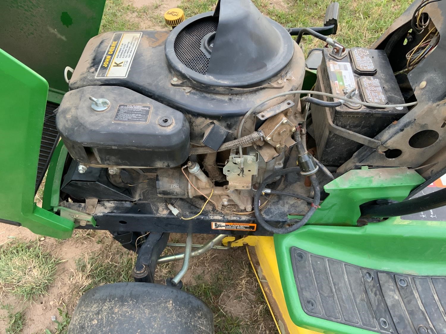 John Deere Gt275 Lawn Tractor Wmower Deck Bigiron Auctions