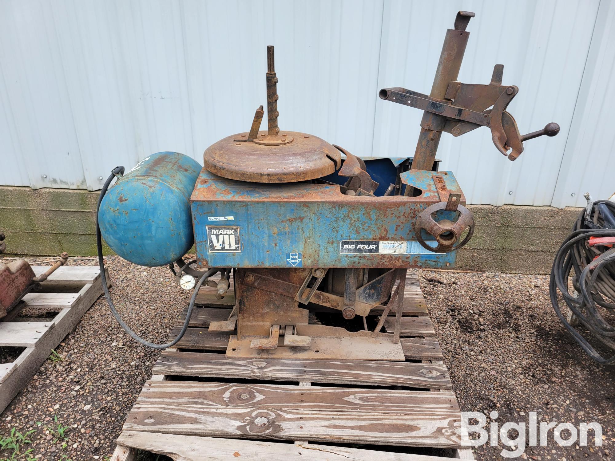 Mark VII Big Four Tire Machine BigIron Auctions