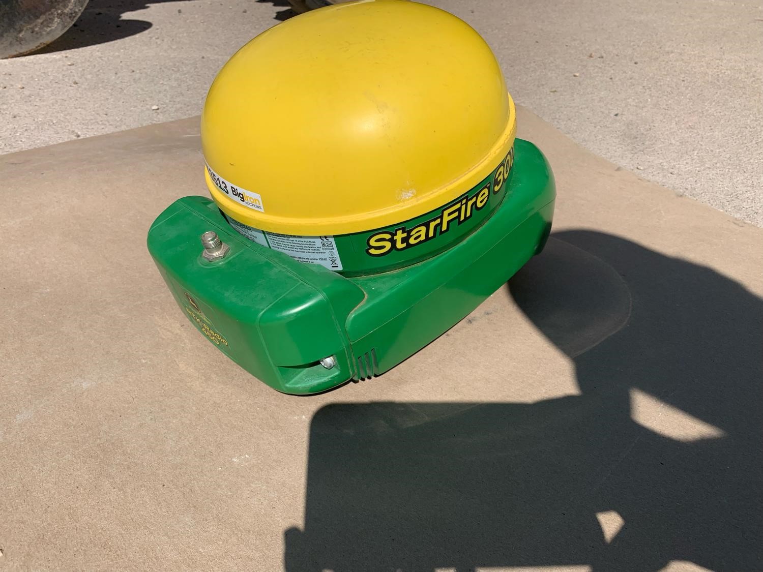 John Deere StarFire 3000 Receiver (Globe) BigIron Auctions