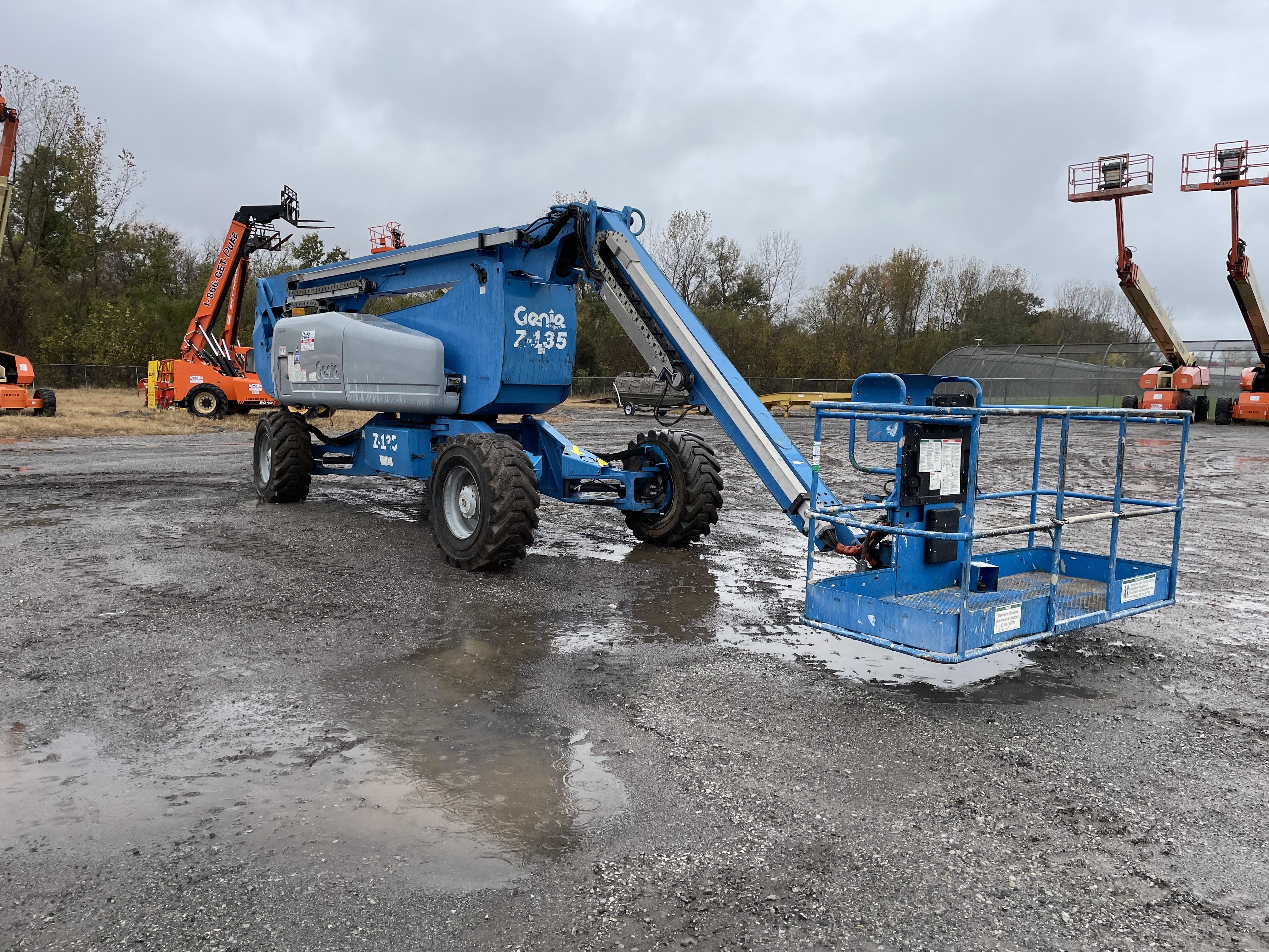 2008 Genie Z-135/70 Self-Propelled 4WD Articulating Boom Lift 