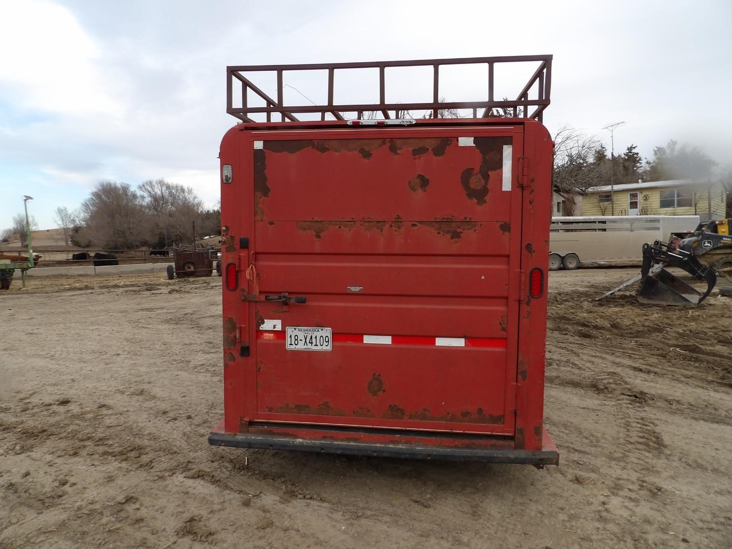 2001 Circle D Gooseneck T/A Livestock Trailer BigIron Auctions