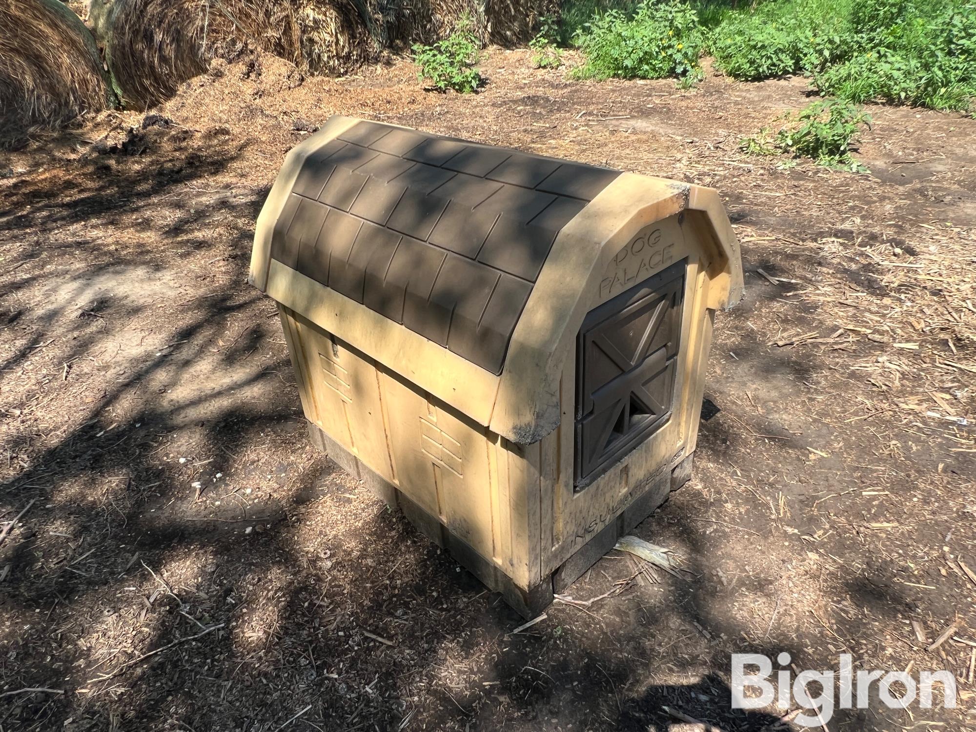 Dog palace insulated dog house cheap dp20